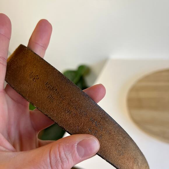 USA Made Brown Perfectly Worn in Leather Silver Square Buckle Belt Size Large - Picture 4 of 12